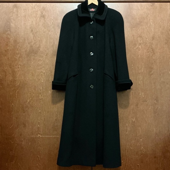 vintage wool coat Jackets & Blazers - Vintage Super Fina Alorna Long Black Wool Coat Velvet Trim L / XL Classic Style